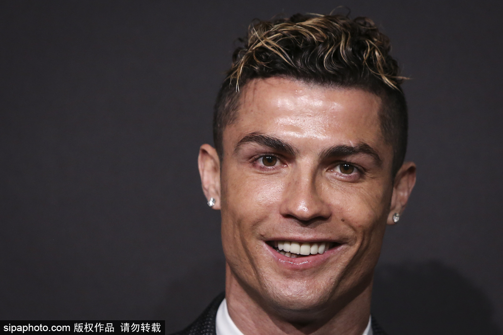 米体：DV9已失去世界杯机会，多家豪门想明年免签他