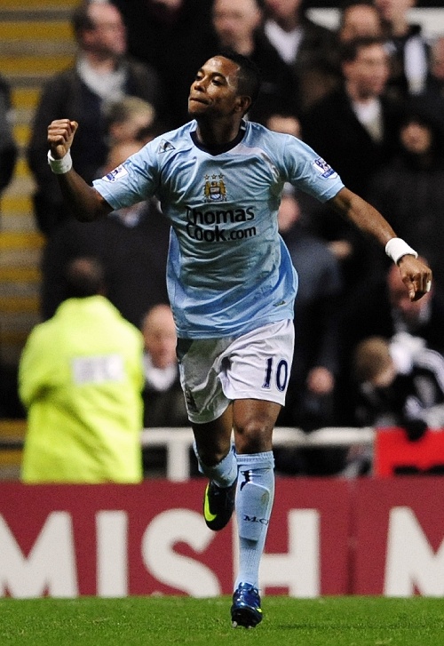 美记：考虑到保罗的职业生涯，快船的做法缺乏尊重