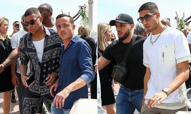 足球欧洲杯官方发布主题曲，引热议（欧洲杯官宣主题曲，掀起热议）