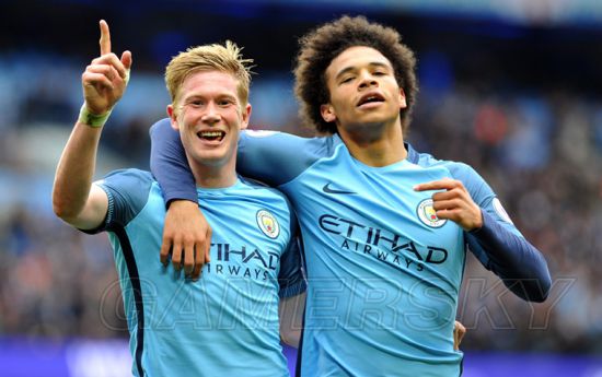 3分22秒，迪亚斯打破自己的哥伦比亚球员欧冠最快进球纪录