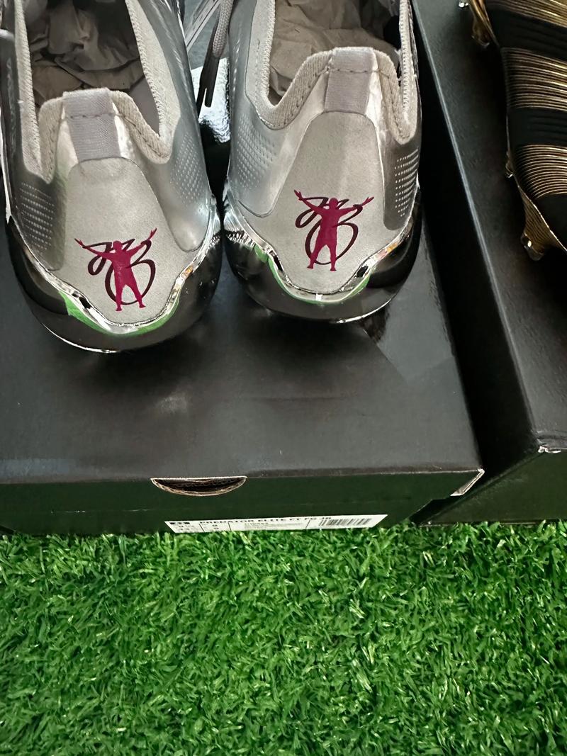 意媒：国米中卫缺乏回追速度，齐沃想用比塞克弥补这一点