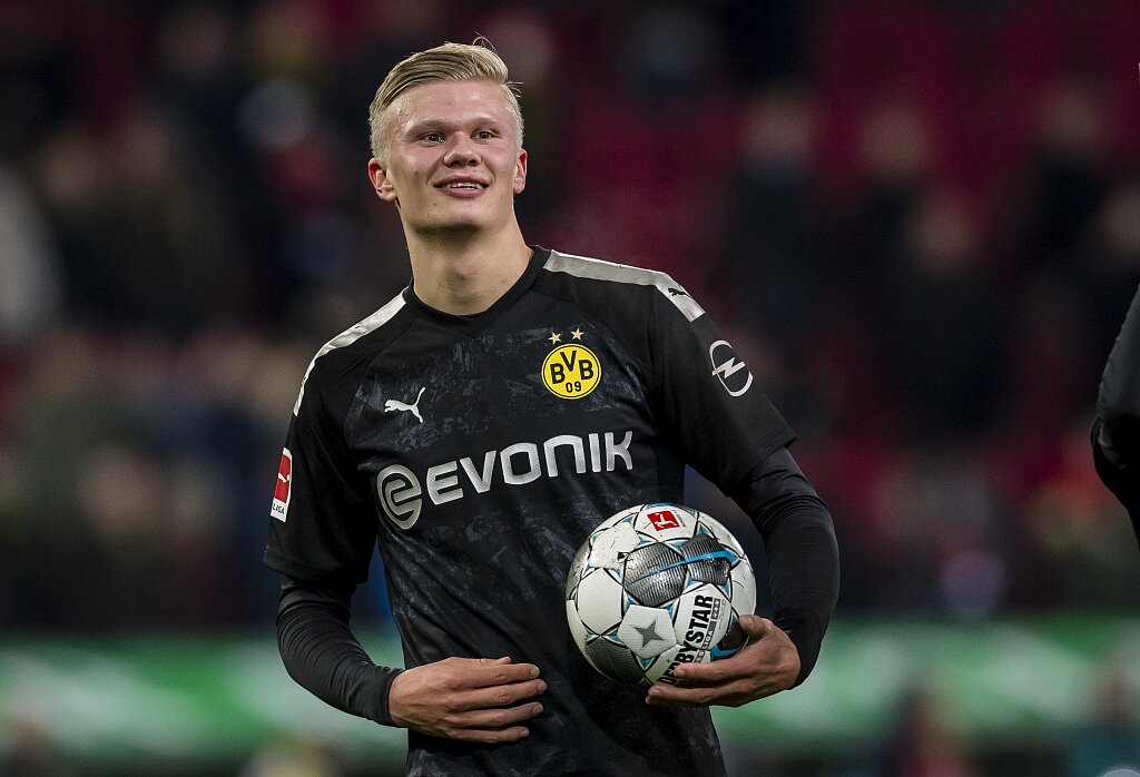 德乙战报：艾丁破门，萨内建功，布伦瑞克2-1沙尔克04（德乙快讯：布伦瑞克2-1击退沙尔克04，艾丁、萨内各有斩获）