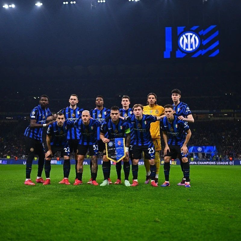 西甲-莱万哑火冈萨雷斯制胜 巴萨0-1莱加内斯（西甲：莱万无功 冈萨雷斯一锤定音，巴萨0-1不敌莱加内斯）