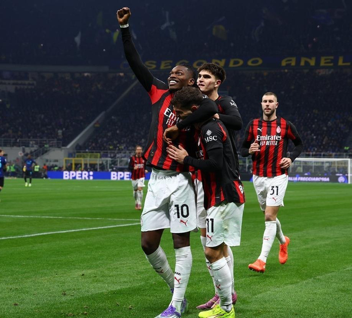 混合团体世界杯！张本智和又崩盘了！决胜时刻被打的毫无还手之力