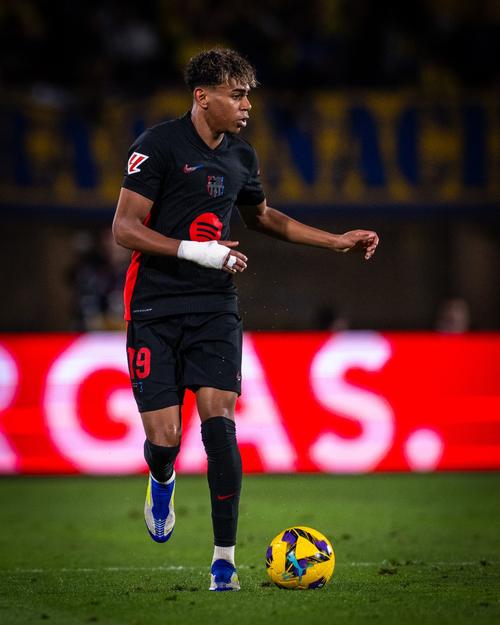 每体：巴萨考虑明年夏天去巴西进行季前训练和比赛