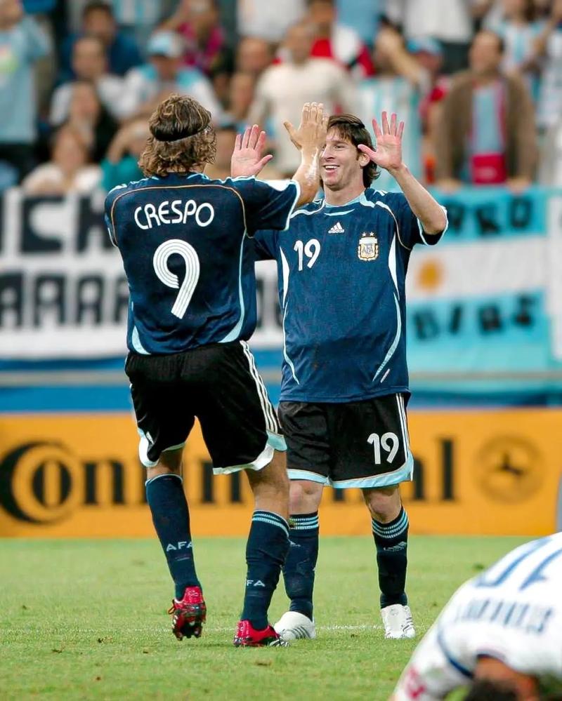 2025残特奥会乒乓小将获家人助威，父亲记录每场比赛