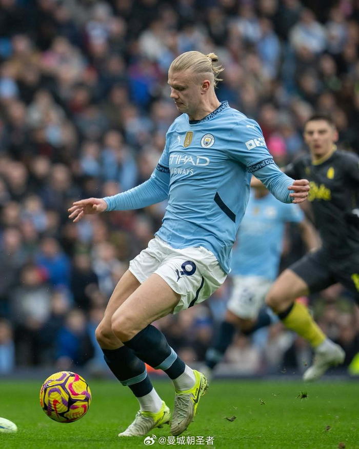 跟队：曼联认为仍具备竞争力签塞门约，球员对加盟持开放态度（队记：曼联自认仍有能力竞争塞门约，球员对转会持开放态度）