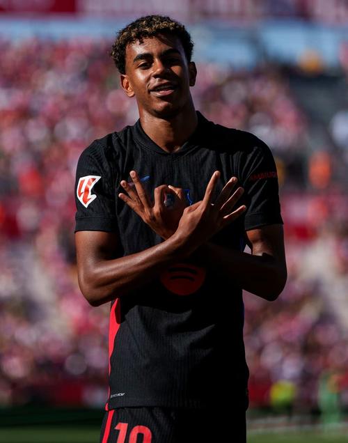 孙兴慜：来洛杉矶FC是为赢得奖杯，明年所有比赛都要取得成功