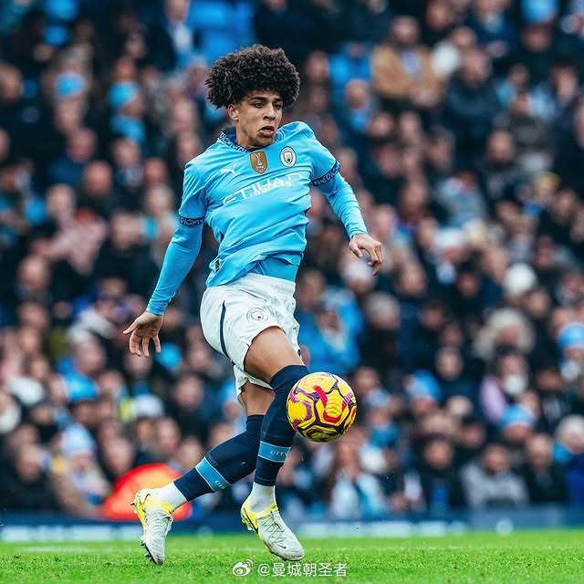 最后一轮大四喜，法比奥成国安队史单赛季各项赛事进球最多的球员