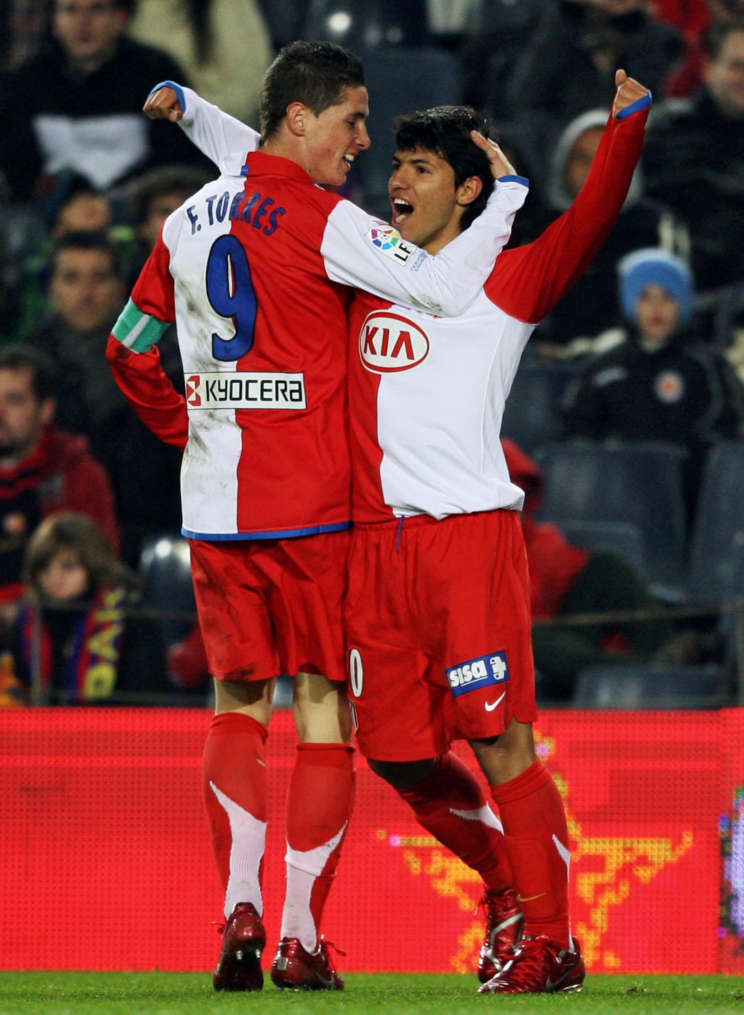 世界羽联年度最佳候选公布：石宇奇领衔佳男，陈雨菲王祉怡入围