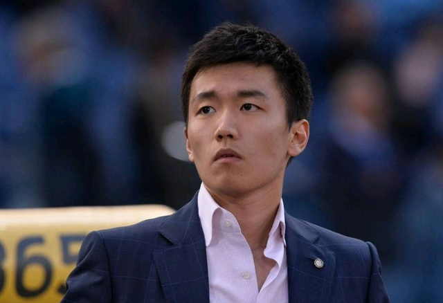 内维尔：顶级联赛中输球是正常现象，阿森纳不应因此慌乱