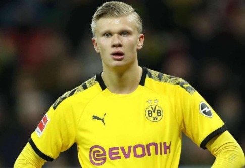 法媒预测法国战阿塞拜疆首发：埃基蒂克、马特塔搭档锋线（法国战阿塞拜疆首发前瞻：埃基蒂克与马特塔携手领衔锋线）